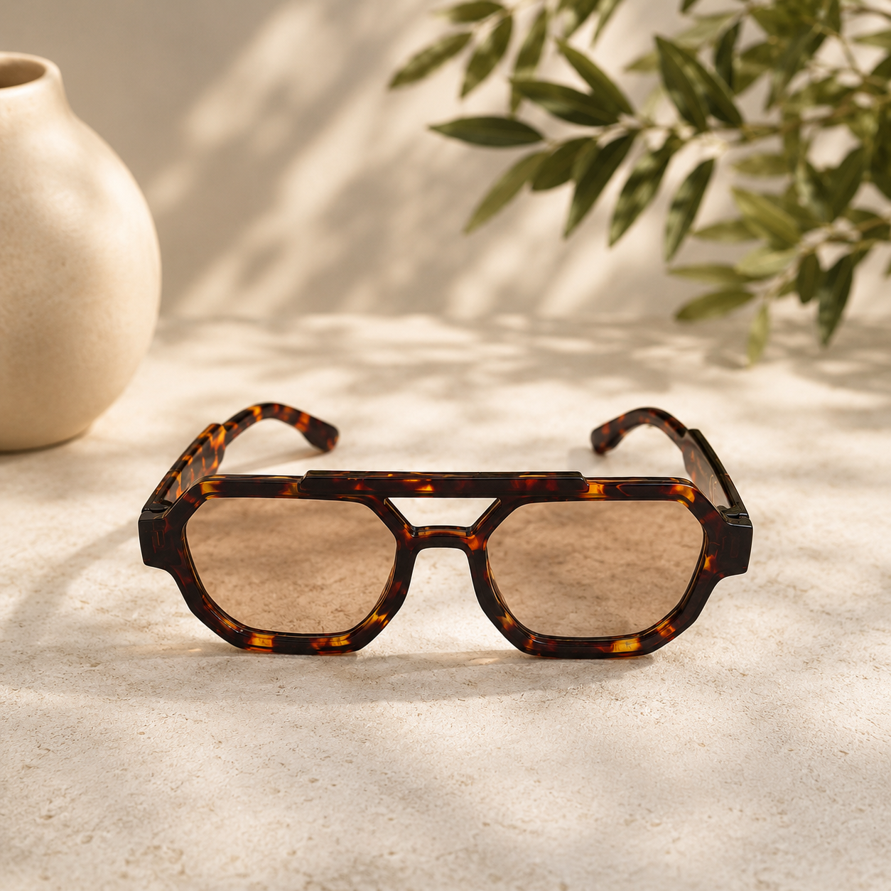 Elegante Braune Sonnenbrille im Modern Vintage Stil mit Braunen Gläsern