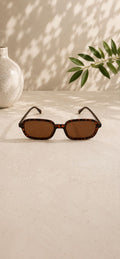 Schmale Retro-Sonnenbrille in Braun Orange Leopardenmuster mit braunen Gläsern